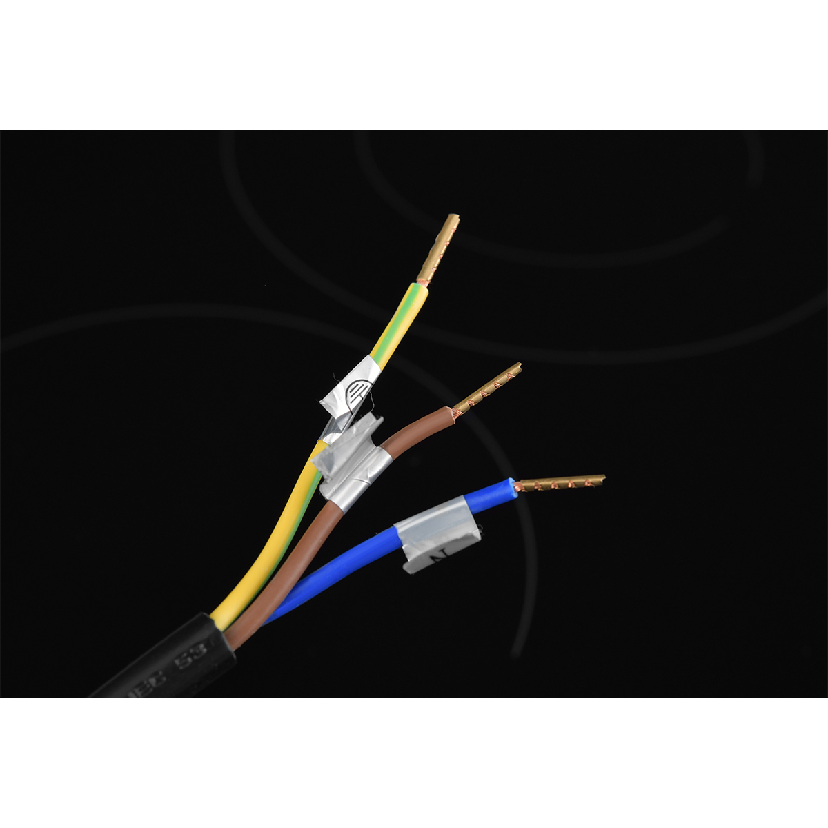 картинка Варочная панель стеклокерамическая ZUGEL ZEH293B, черная