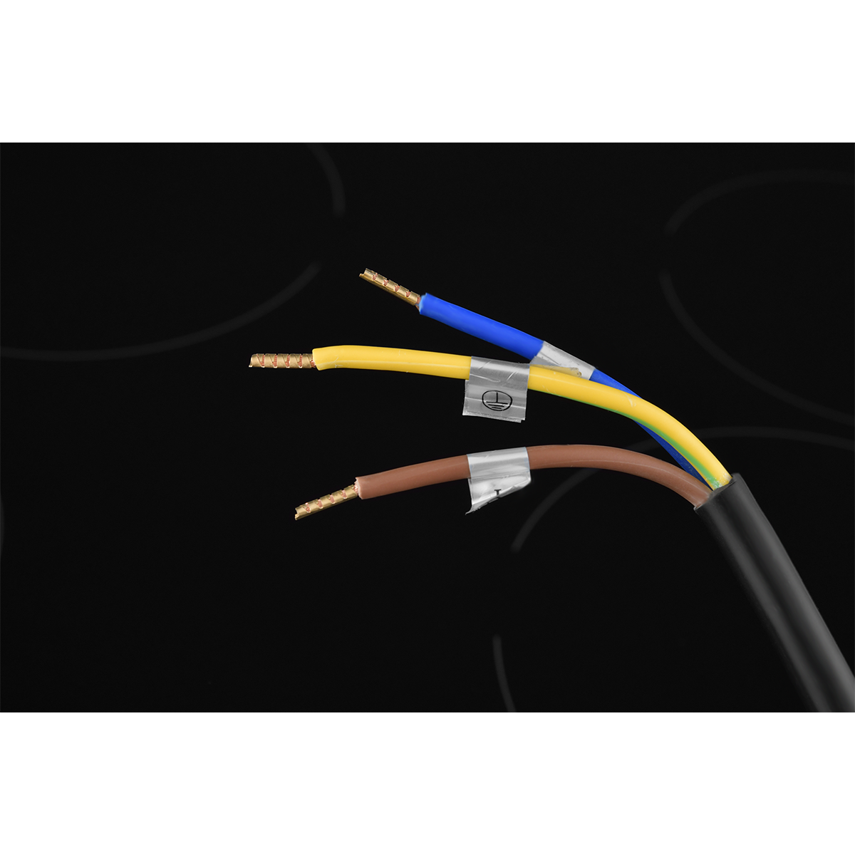 картинка Варочная панель стеклокерамическая ZUGEL ZEH610B, черная