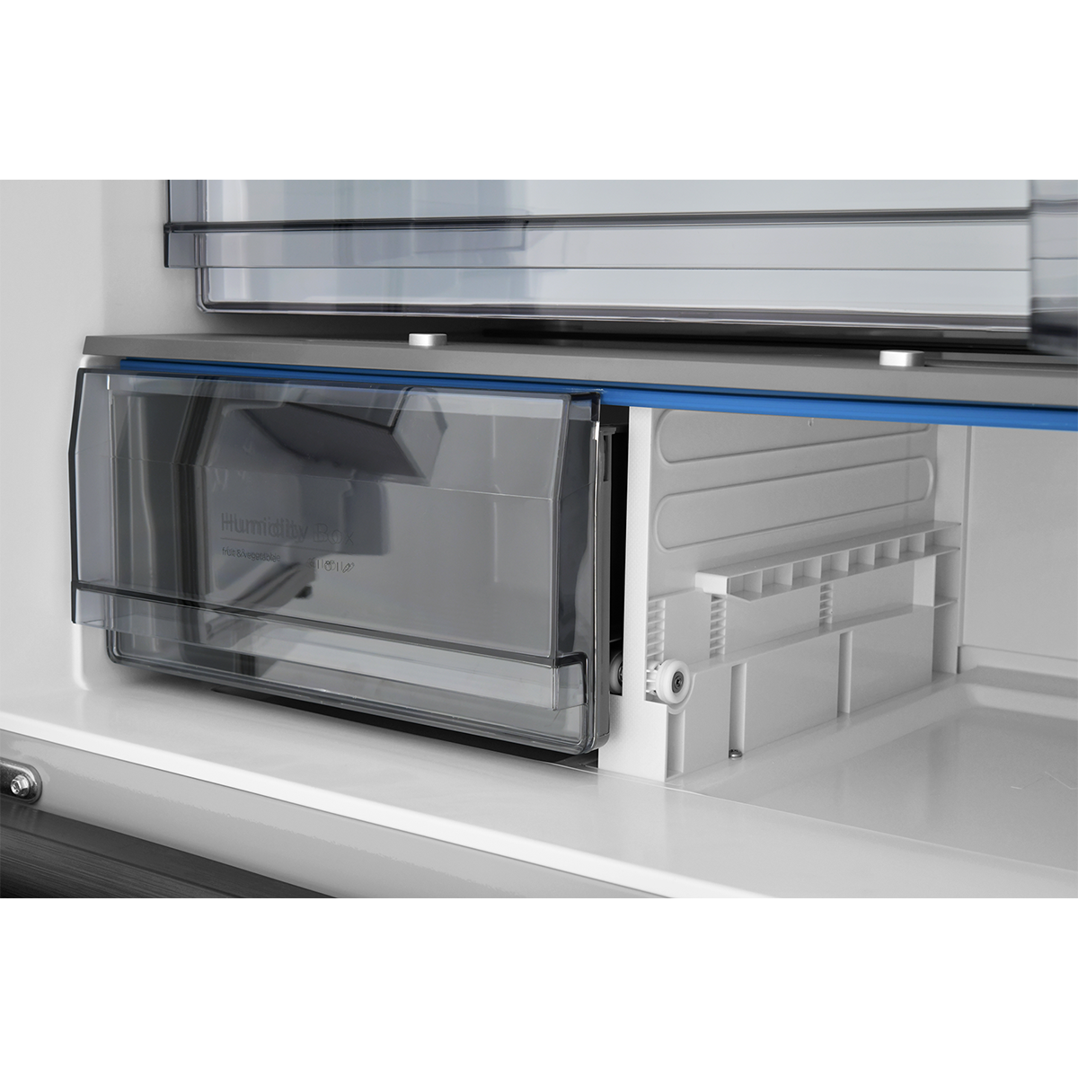 картинка Холодильник Cross Door ZUGEL ZRCD430W, белое стекло