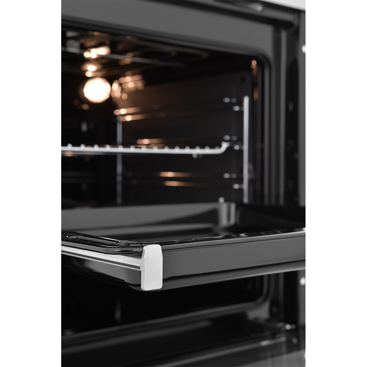Встраиваемый электрический духовой шкаф ZUGEL ZOE601W, белый
